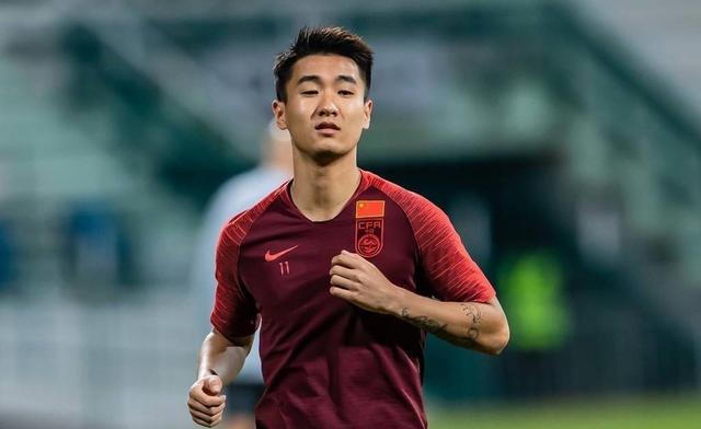 他就对滑冰 他就对滑冰