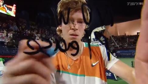 的赛季中 的赛季中