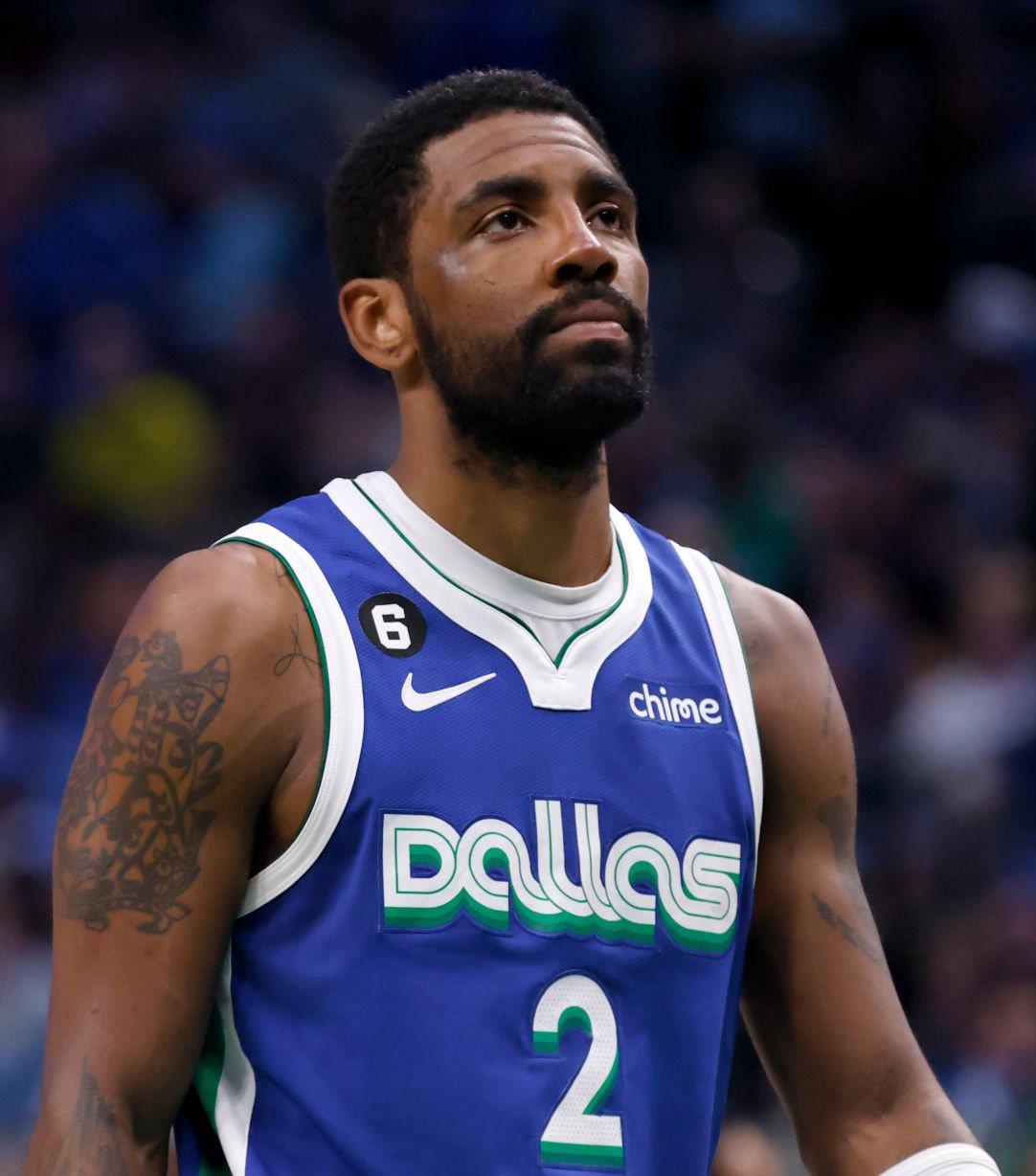 這迫使他們 這迫使他們