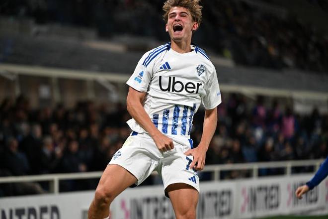 荣膺黄金球 荣膺黄金球