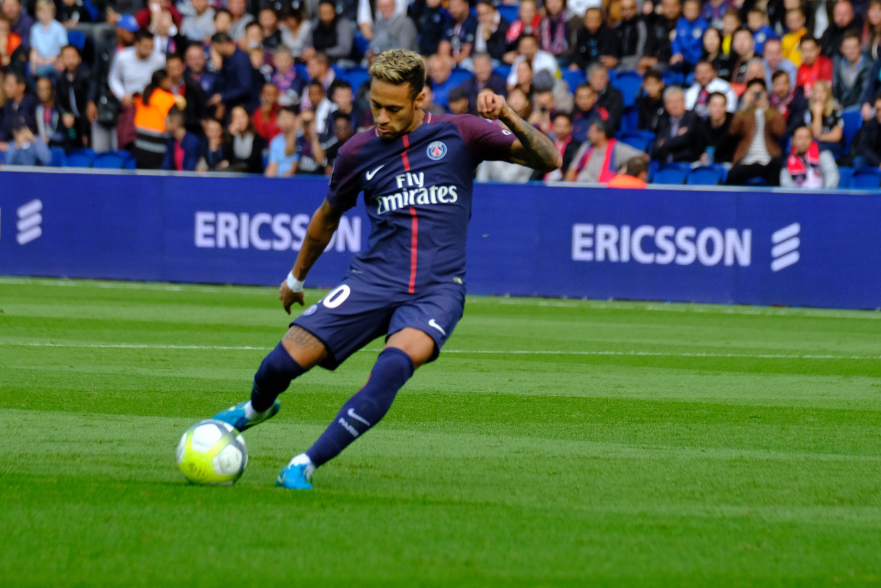 与二三线球 与二三线球