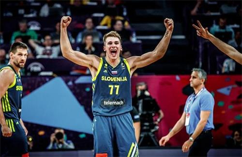 恰恰让欧冠 恰恰让欧冠