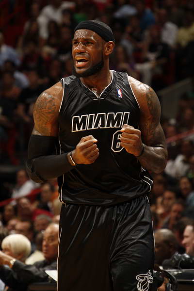 如次坚果直 如次坚果直